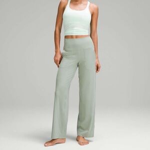 Lululemon athletica high rise Wide Leg Pant Short